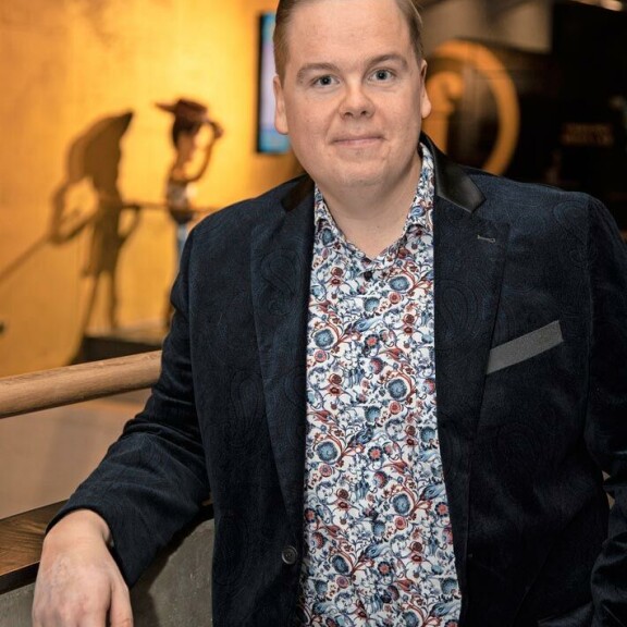 Putous-tähdillä on suuret tuloerot – Niina Lahtinen ja Aku Sipola käärivät hurjat massit Antti Tuomas Heikkinen