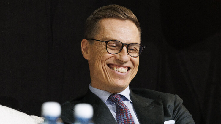 Oho! Alexander Stubb pelmahti rokkijuottolaan Helsingissä - kuvat