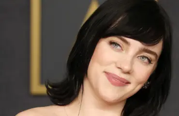Jättisuosion saanut Billie Eilish kärsii kulisseissa – avoin tilitys kipuhelvetistä