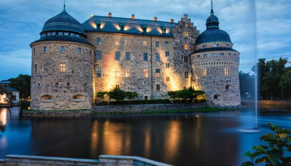 Örebron historiallinen linna on sanalla sanoen komea pytinki.