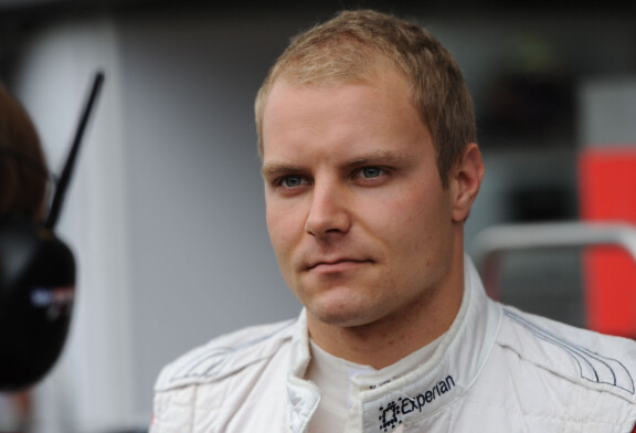Nuori Valtteri Bottas sai ensimmäisen F1-sopimuksensa Williamsille vuonna 2013.