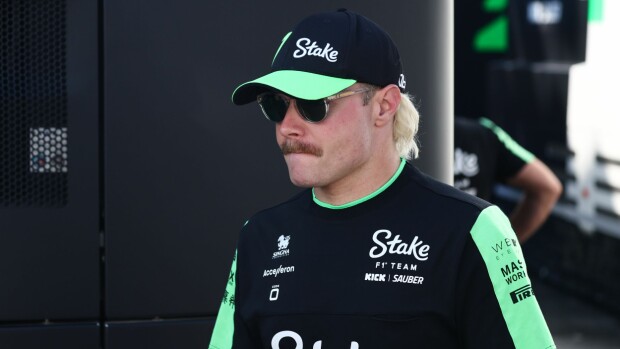 Voi itku! Valtteri Bottakselle katastrofaalisia uutisia