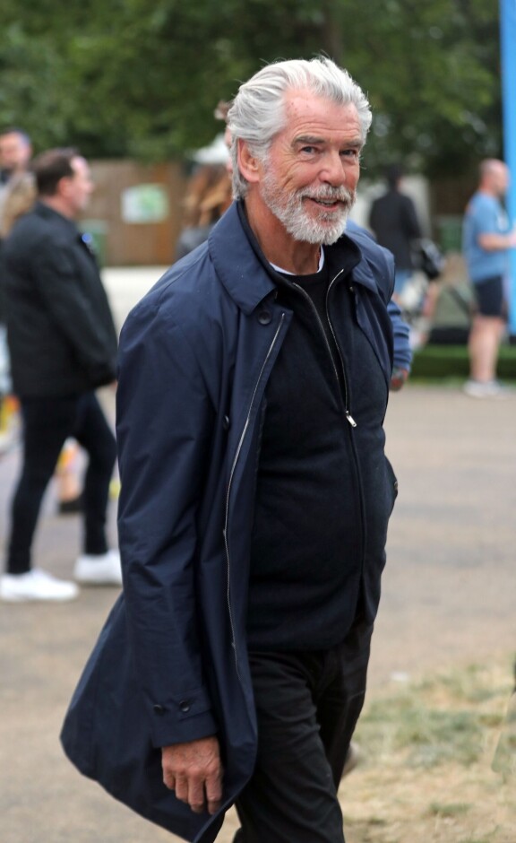 Irlantilainen silver fox koko komeudessaan viime kesäkuussa ennen uutuusleffan kuvausten alkua.