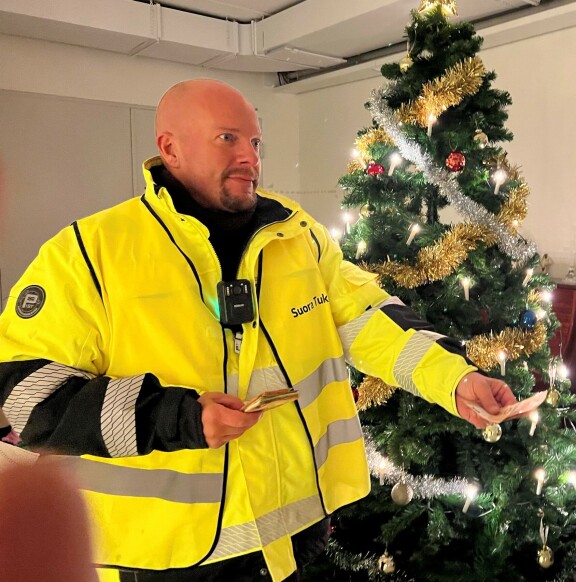 Setelitukon kanssa touhunnut Henkka piristi monen joulua.