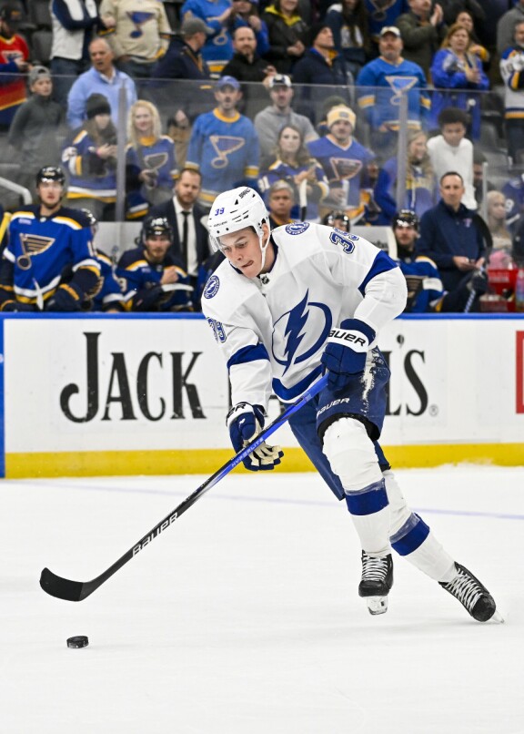 Waltteri Merelä pääsi maistamaan viime kaudella NHL-elämää Tampa Bay Lightningissa.