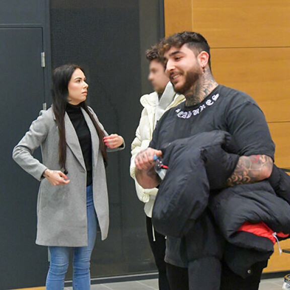 Joskun ja Karimin on-off-suhde on lopullisesti ohi. Kuvassa ex-pari Helsingin käräjäoikeudessa. Karim ja josku käräjäoikeudessa