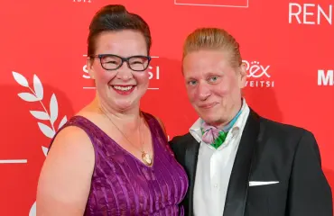 Rosa Meriläisen ja Tuomas-puolison erikoinen hetki huvitutti Helsingissä – kuva!