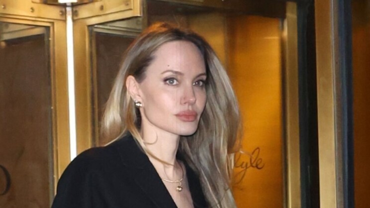 Elegantti kaunotar! Angelina Jolie tyrmäävänä