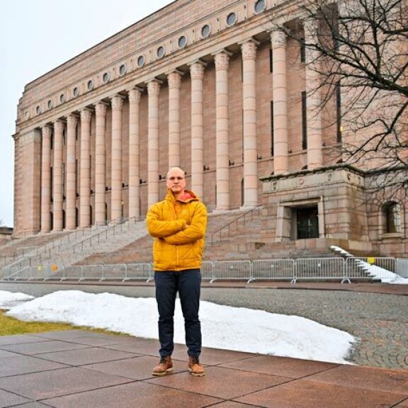 Äidittömyys on tullut Rikulle vastaan erityisesti vanhemmalla iällä. – Olisin halunnut jakaa hänen kanssaan niin paljon asioita. Äidittömyys on tullut Rikulle vastaan erityisesti vanhemmalla iällä. – Olisin halunnut jakaa hänen kanssaan niin paljon asioita.