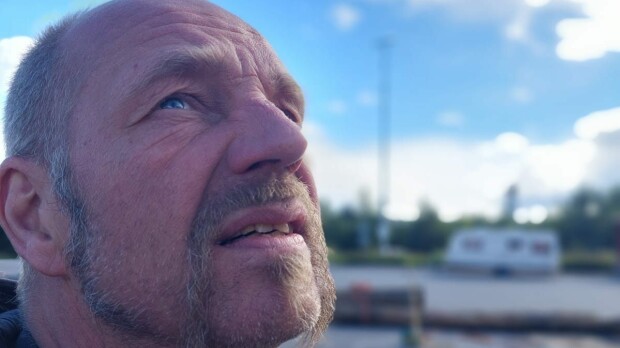 Kansanedustaja ei aio osallistua Linnan juhliin – tylyt terveiset presidentti Stubbille