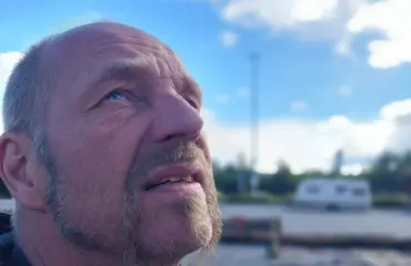 Kansanedustaja ei aio osallistua Linnan juhliin – tylyt terveiset presidentti Stubbille