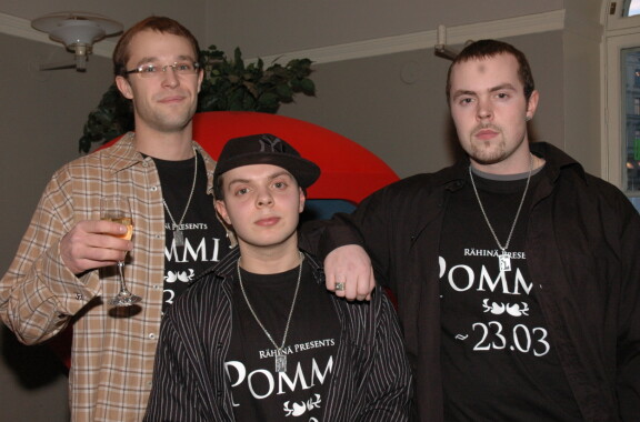 Kapasiteettiyksikön jäsenet vuonna 2005.