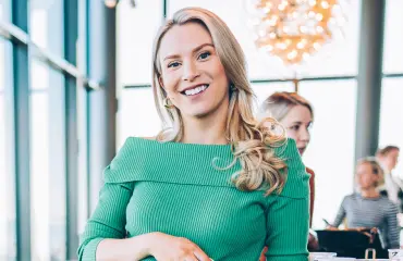 Jestas, mikä vuokra! Näin Dora Palmroos asuu Los Angelesissa