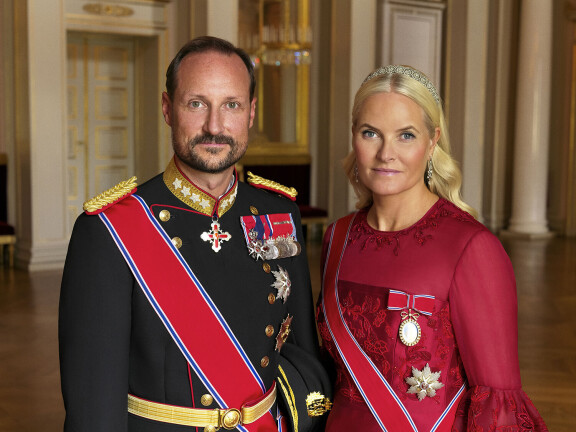 Haakon ja Mette-Marit ovat joutuneet olemaan huolissaan Mariusin toilailujen takia.