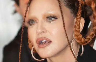 Madonnan kotoa löytyi miljoonien eurojen arvoinen vohkittu taideaarre! Ranskalaiset vaativat teosta takaisin