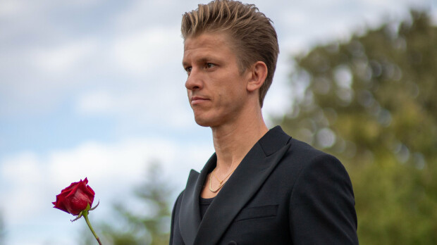 Bachelor-Joonas saa tärkeän neuvon äidiltään: 'Parempi vaihtoehto' Bachelor Suomi