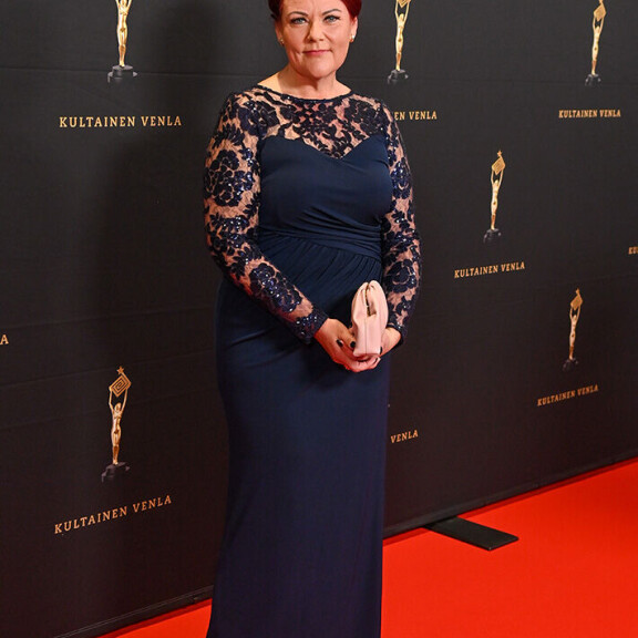 Pia tunnetaan Supernanny Suomi -ohjelmasta, joka pyörii MTV3:lla. Piia Penttala