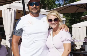 Muuttivat vuokralle! Näin Teemu ja Sirpa Selänne asuvat