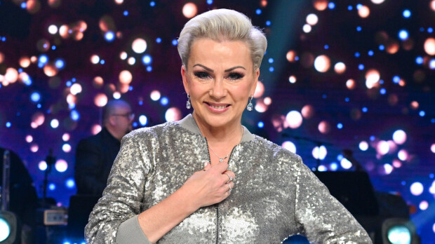 Helena Ahti-Hallberg paljastaa suuren elämänmuutoksen: 'Haikein mielin...'