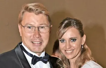 Paparazzi iski! Mika Häkkinen ja Marketa-rakas Las Vegasissa