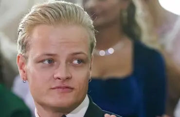 Kruununprinsessa Mette-Maritin pojan järkyttävät viestit julki