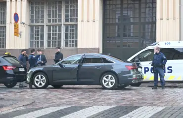 Ministeri-Audi peltikolarissa Helsingin keskustassa – kuvat!