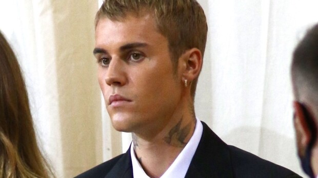 Justin Bieberin nuoruus oli päihdehuuruinen – trauma varjostaa tuoreen isän onnea