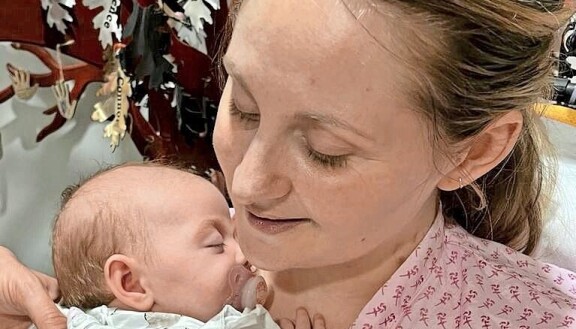 Charlotte ennätti nauttia vastasyntyneestä vain muutaman viikon.