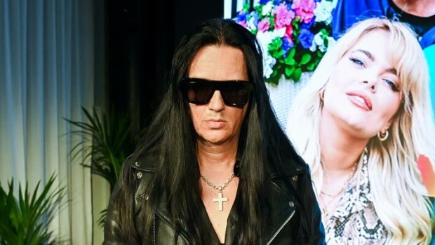 Erolohtua Miamista! Ökylaukun kanssa matkustanut Jyrki 69 herätti huomiota – kuva Jyrki 69
