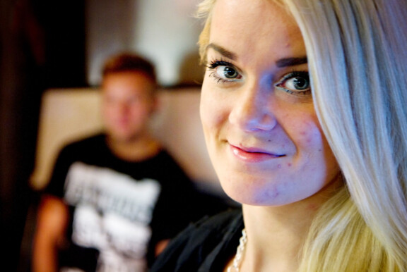 Rosanna tuli aikanaan tunnetuksi missinä, mutta jo sitä ennen hänet nähtiin vuonna 2012 Ylellä esitetyssä Rintheessä-ohjelmassa.