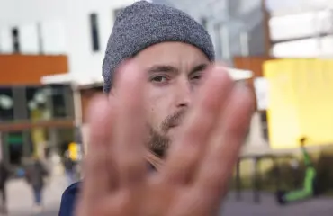Me naiset: Leo Stillmanin päihdehelvetti – turvautui Minnesota-hoitoon
