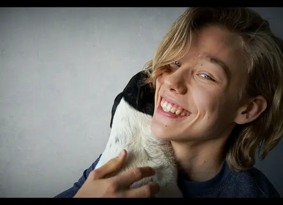 Nathan, 18, lääkitsi pahaa oloaan huumeilla – seurasi jokaisen vanhemman painajainen