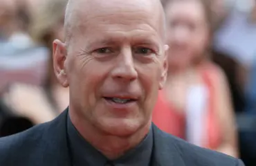 Vakavasti sairas Bruce Willis koskettavissa kuvissa