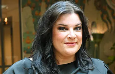 Hanna Pakarisen myyntitouhuista nousi polemiikkia - piilotti hinnat!