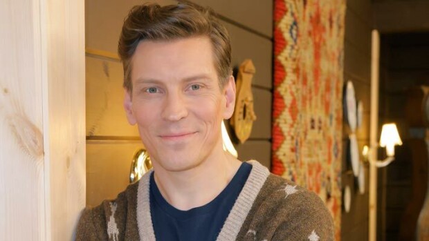 Antti Holma podcastinsa sisällöstä: Aina hävettää Antti Holma