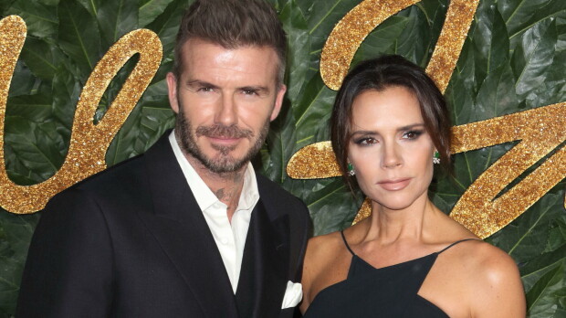 Mitä ihmettä? David ja Victoria Beckham yllätysvierailulla Buckinghamin palatsissa – kuvat