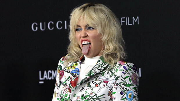 Villi huhumylly! Miley Cyrus julkaisi kappaleen ex-miehensä syntymäpäivänä Miley Cyrus