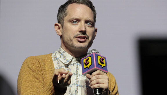 Taru sormusten herrasta -elokuvien jälkeen Elijah Wood on näytellyt useissa tv-sarjoissa, kuten Piha-aidan tuolla puolen ja Yellowjackets.