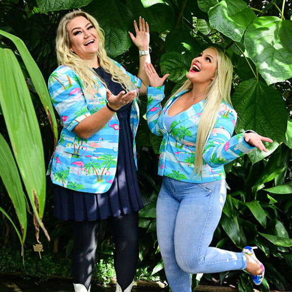 Kaksikko ei kaunistele puheitaan podcastissaan. – Aika räväkkää settiä me teemme. Joku setämies on joskus valittanut, että onko pakko puhua jostain anaalitapista. No on! Anna-Kaisa täräytti Seiskalle viime lokakuussa. Anne-Mari ja Anna-Kaisa