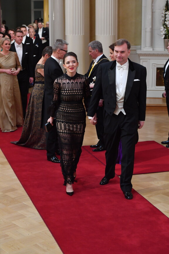Ilkka Kivimäki ja hänen vaimonsa Ilona Kivimäki osallistuivat linnan juhliin vuonna 2016.