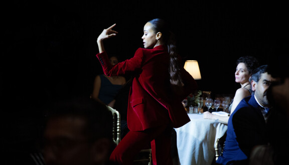 Zoe Saldana vakuuttaa Emilia Pérez -elokuvassa.