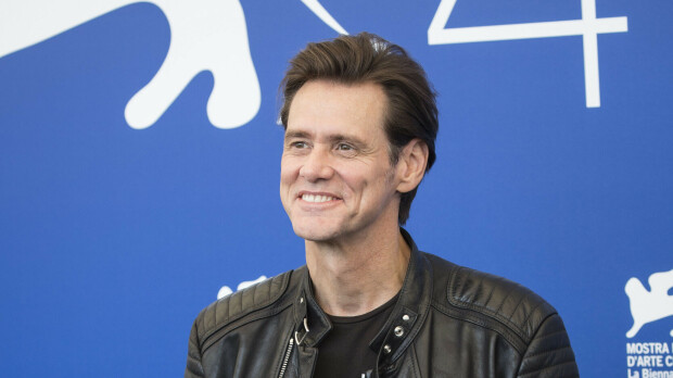 Julkisuudesta vetäytynyt Jim Carrey astui parrasvaloihin – kuva