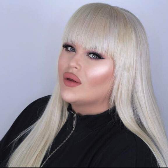 Hennyn look vuonna 2017, kuva: Hennyn Instagram.