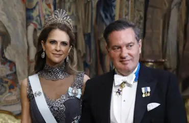 Oho! Prinsessa Madeleinen mies bongattiin ilman sormusta