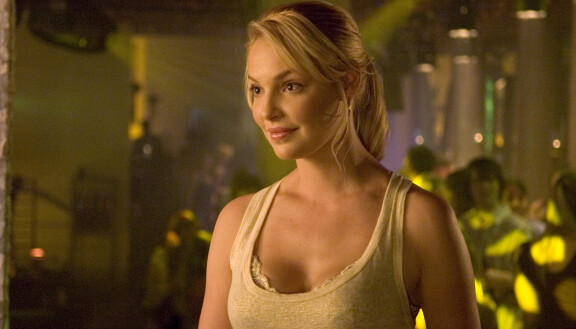 Katherine Heigl palkittiin vuonna 2007 paras naissivuosa draamasarjassa -Emmyllä Greyn anatomiasta.