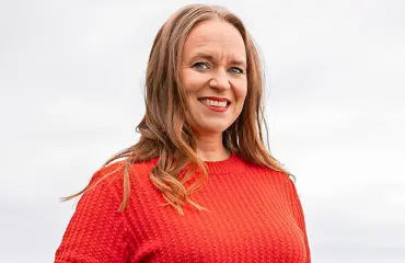 Kirjailija Satu Rämön rahalahjoitus köyhille loksautti leuat: ”Sydämesi on kultaa!”