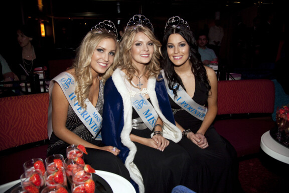 Vuonna 2011 Miss Suomeksi kruunattiin Pia Pakarinen. Sara Sieppi oli ensimmäinen perintöprinsessa ja Niina Lavonen toinen perintöprinsessa.
