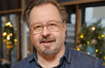 Heikki Hela järkyttyi Heikki Silvennoisen poismenosta: "Edellispäivänä soittelimme"