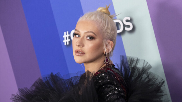 Christina Aguilera koettelee Instagramin rajoja – sensuelli nakukuva!
