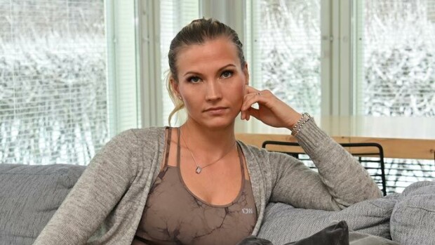Missikaunotar Susanna Juntusen syöpäshokki: ”Kohdunpoisto pelasti henkeni” Susanna Juntunen